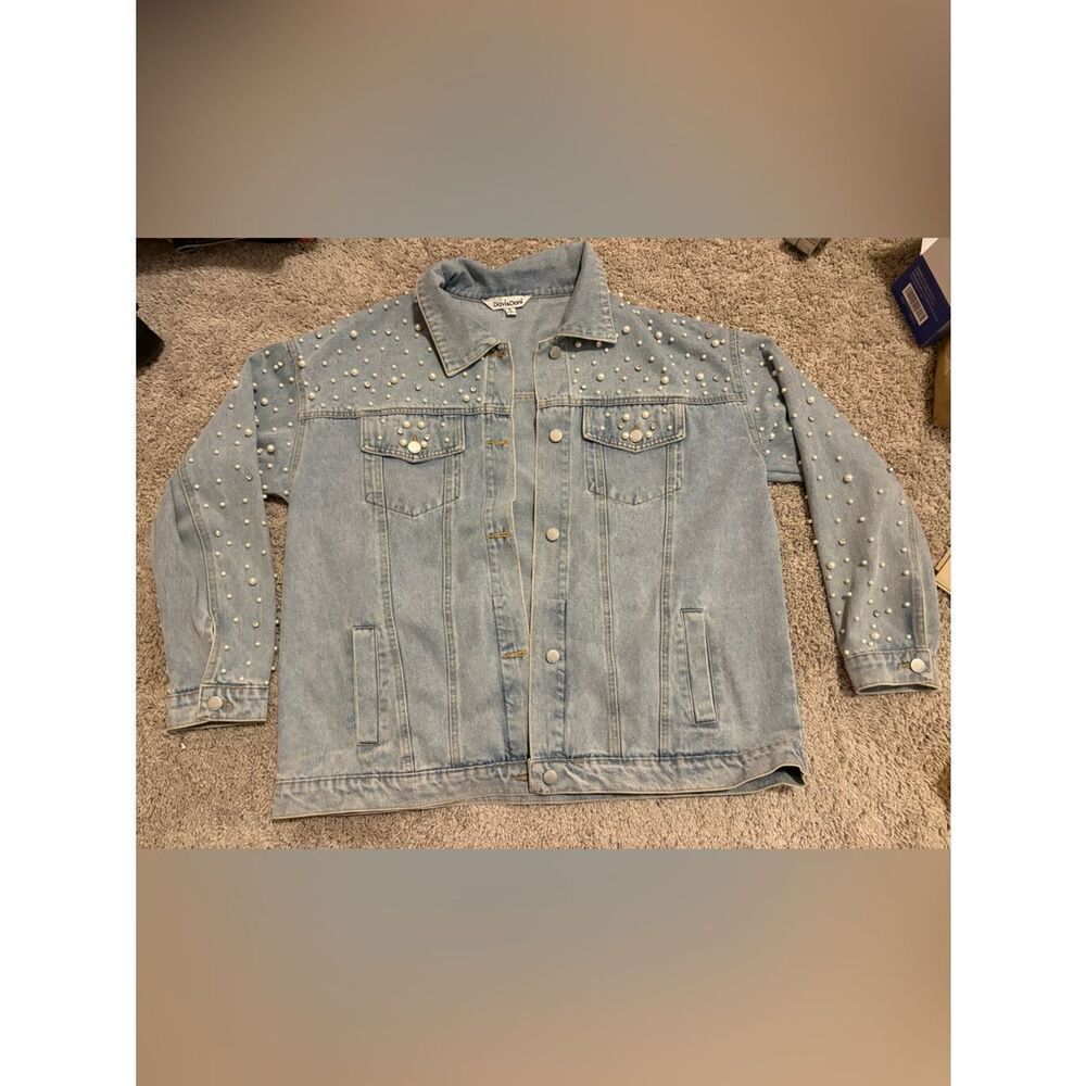 Davi & Dani Oversized Embellished Light Wash Denim Jacket with Pearl Studs